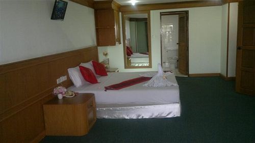 Pathumthani Place Hotel Exterior foto